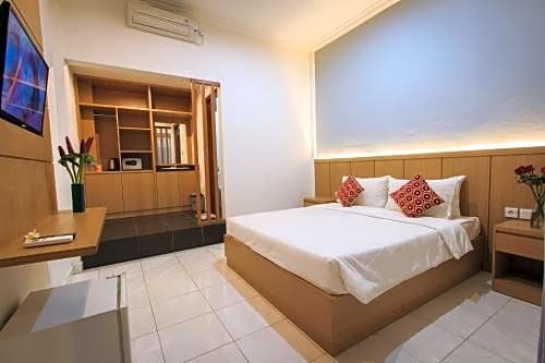 Фото Отель Pondok Anyar Inn managed by Tinggal