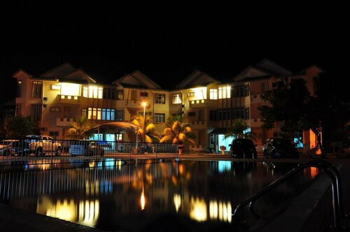 Гостиница Seri Bayu Resort в Штате Селангор