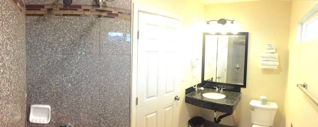 Фото Wagon Wheel Motel