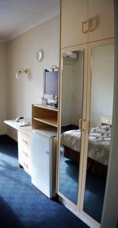 Фото Jacksons Motor Inn