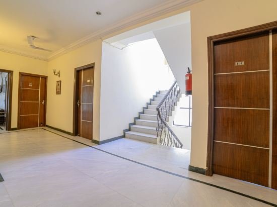 Фото STEPiNN - Ess Kay Ess Villa