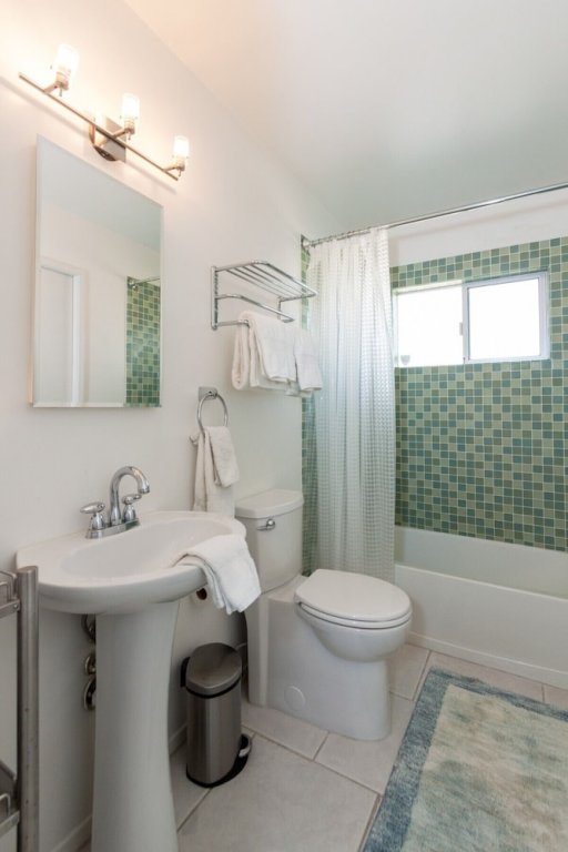 Фото 3br 3ba Stylish House with Pool Palm Springs by RedAwning