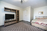 Home Theater s Bolshim TV Apartment (Domodedovskaya Street, 6к2) ، سكن للإيجار اليومي