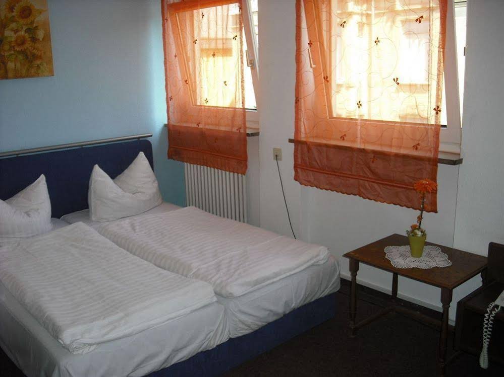 Фото Wiesbadener Hof