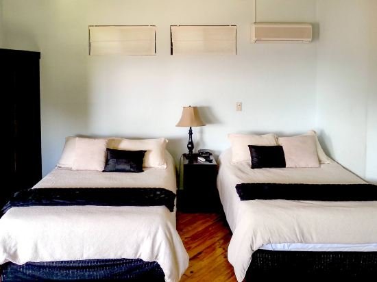 Фото Boutique Hotel Out of Bounds Costa Rica