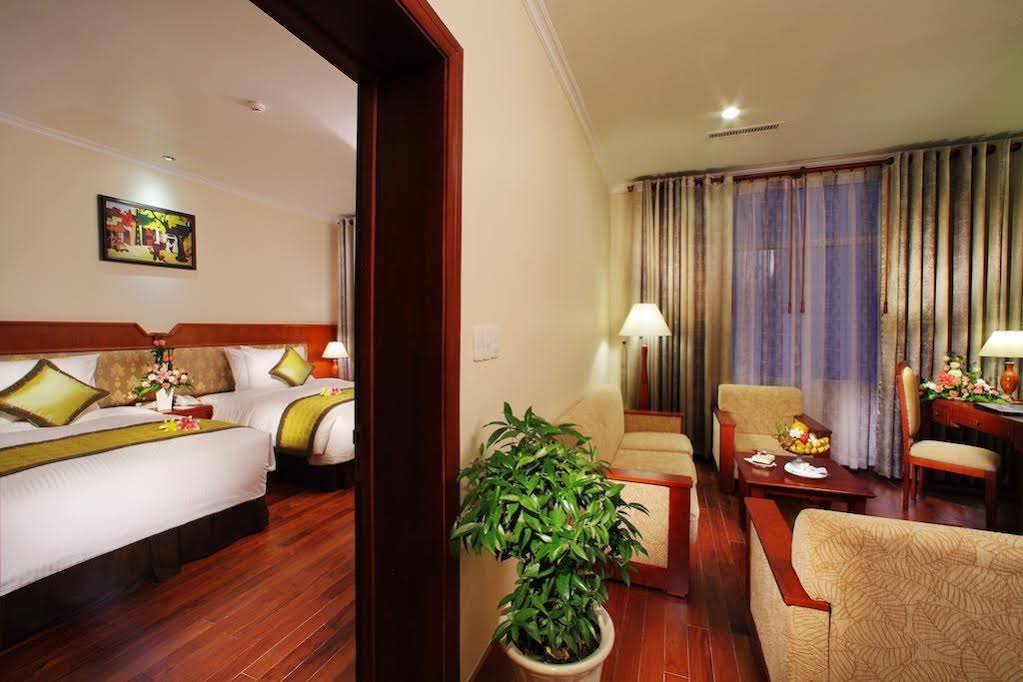 Фото First Hotel New Wing