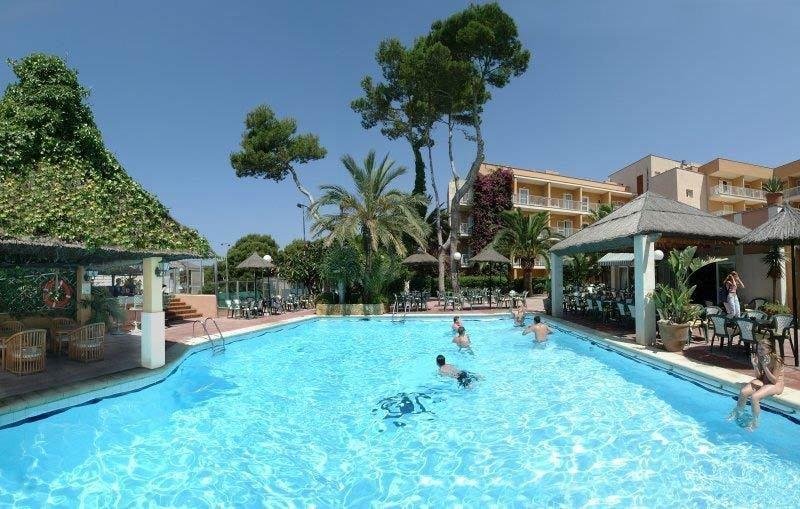 Фото отеля 3