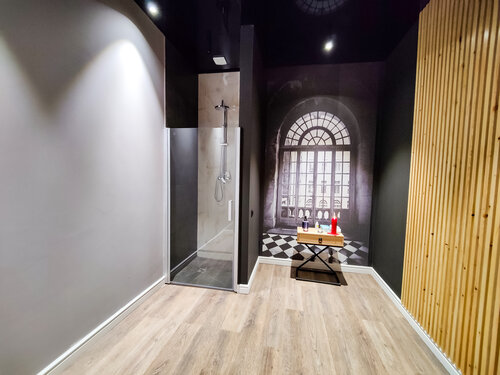 Жуынатын бөлмеде