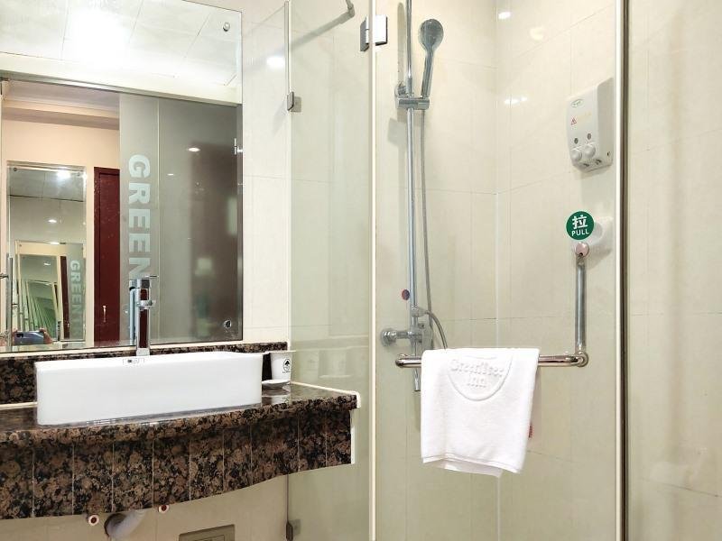 Фото GreenTree Inn Zhenjiang Center Street No. 1 Peoples Hospital Express Hotel