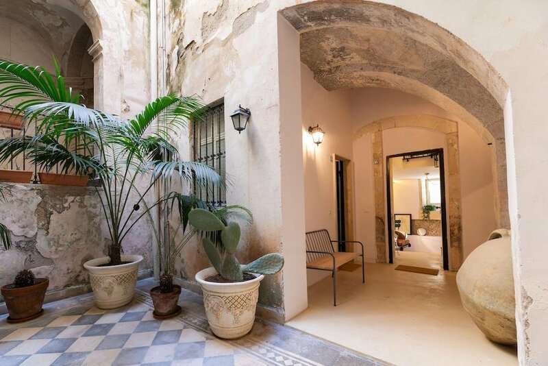 Casa Emera Splendid Suite in Ortigia