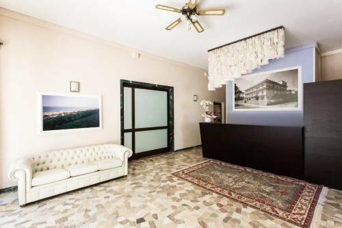 Внешний вид отеля New Hotel Chiari в Червии, фото 2