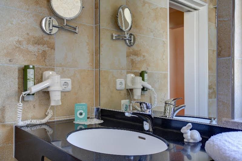 Фото Premier Inn Passau Weisser Hase