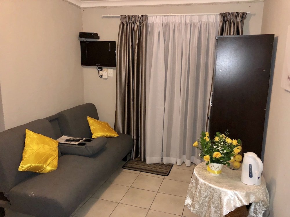 Фото Dossa Guest House