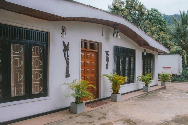 Гостиница Kandy holiday bungalow в Канди