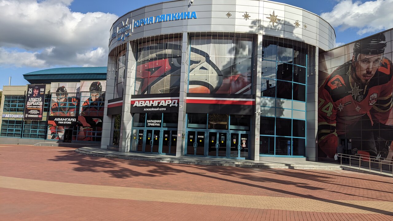 Фильмдерден топтық секс көріністерін қараңыз