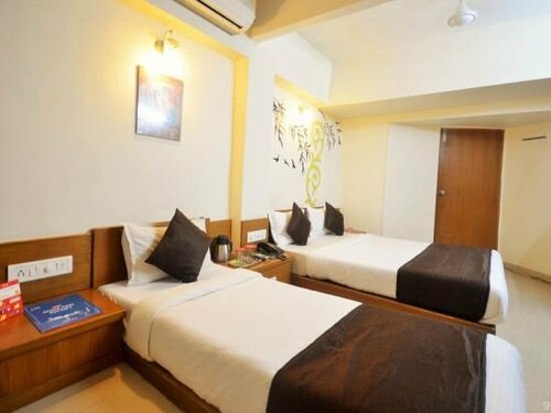 Гостиница Hotel Campus в Ахмадабаде