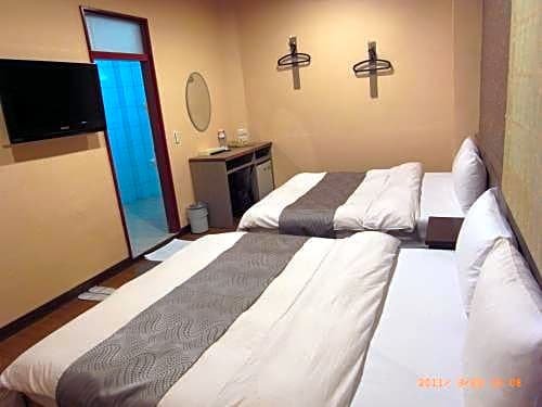 Фото Fulong Holiday Hotel