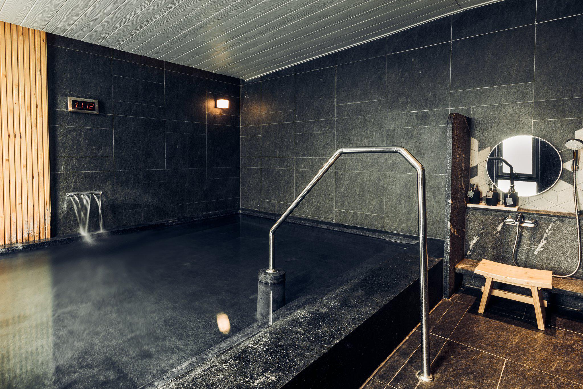 Фото Staybridge Suites Bangkok Thonglor - Sha Extra Plus