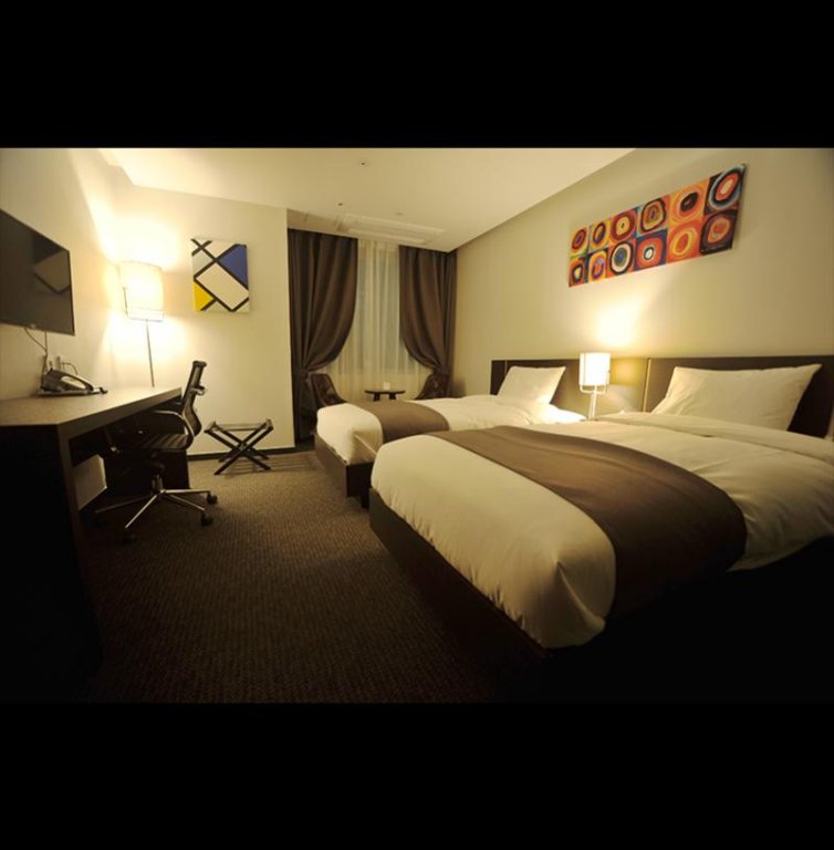 Фото Yongin Central Co'op Hotel