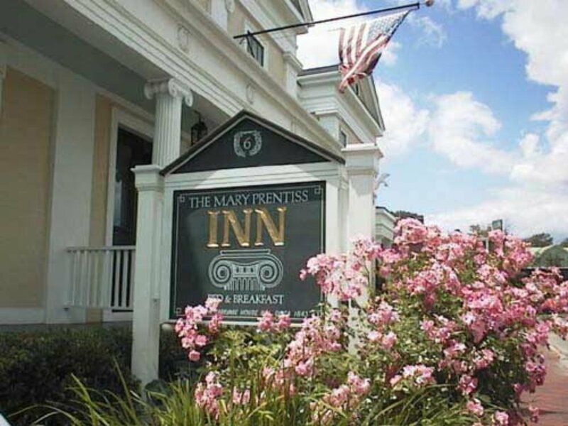Гостиница Mary Prentiss Inn в Кембридже