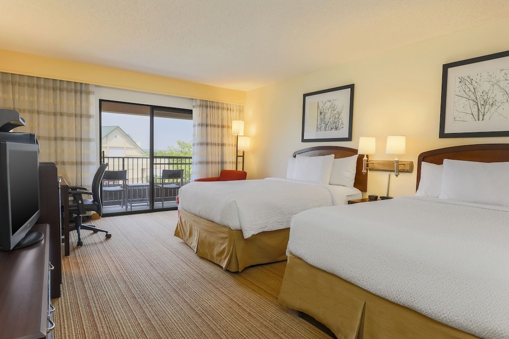 Фото Courtyard by Marriott Boulder Longmont