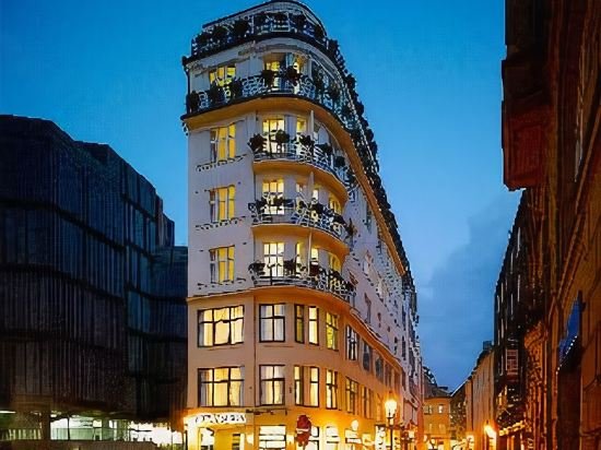 Фото отеля 1