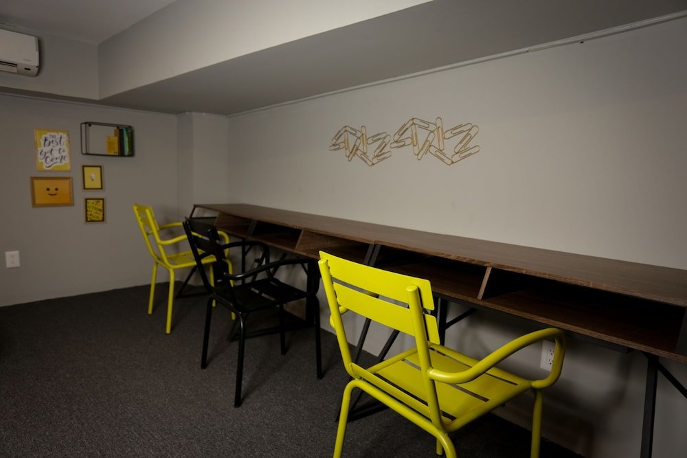 Фото The Yellow Capsule