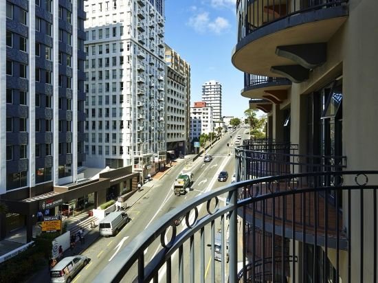 Фото Quest Atrium Serviced Apartments