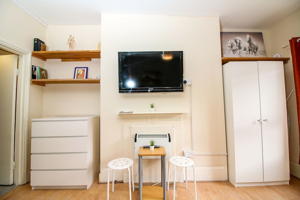 Фото Studio Flat near Liverpool Street