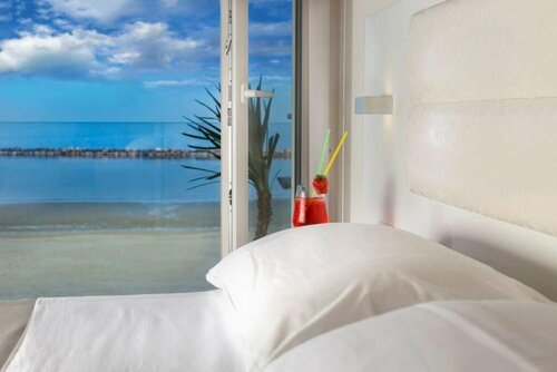 Гостиница White Suite & Apartments в Беллария – Иджеа-Марине