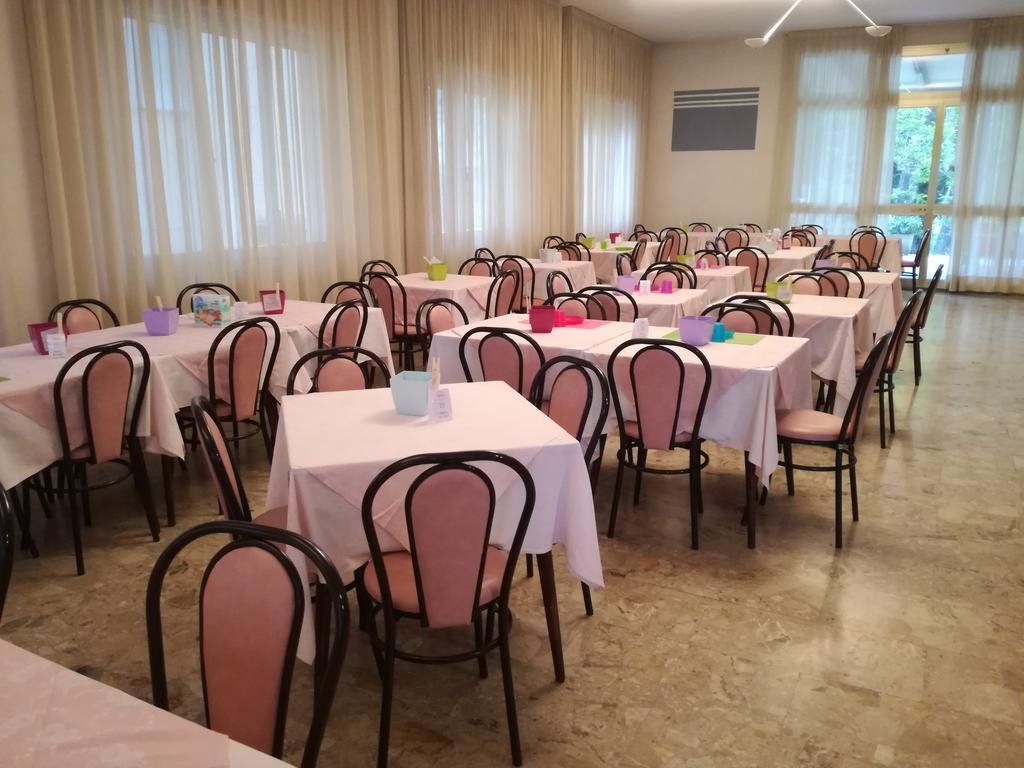 Фото Hotel Serafini Rimini