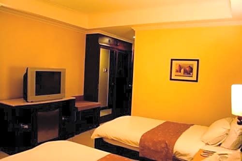 Фото Mo2 Westown Hotel Bacolod - Mandalagan