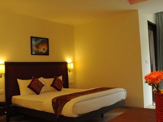 Фото Ixora Suites