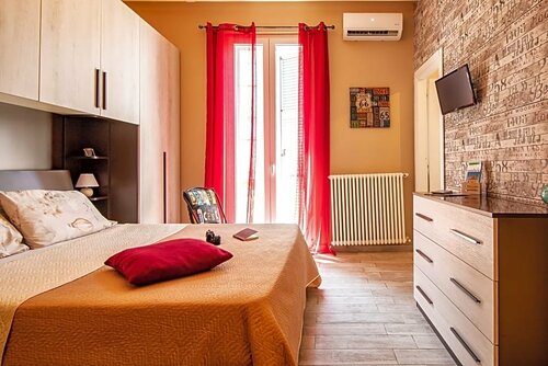 Гостиница La Casa Rosa в Терни