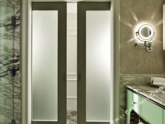 Фото Loews Regency New York Hotel