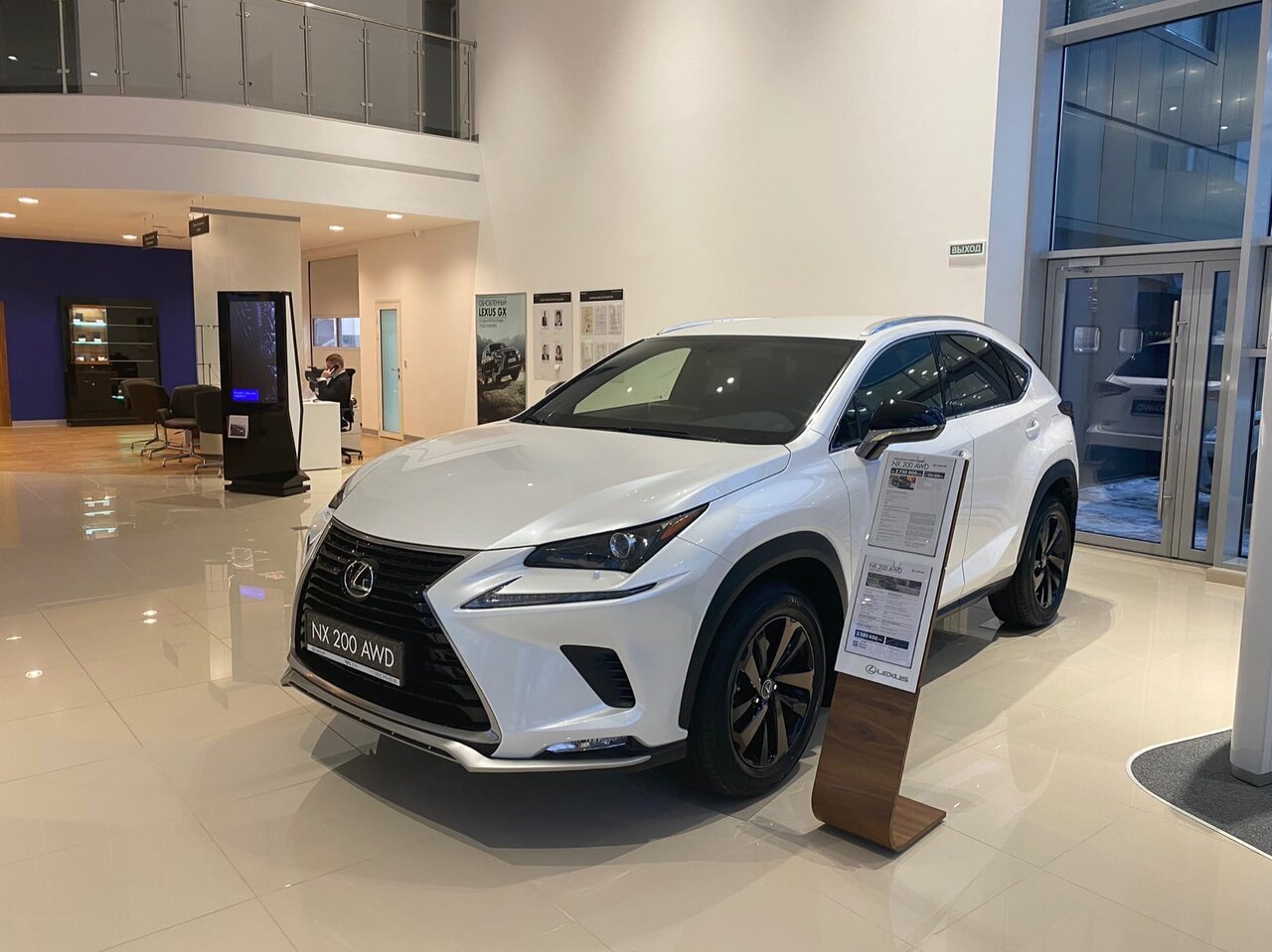 photo Восток Моторс - Lexus