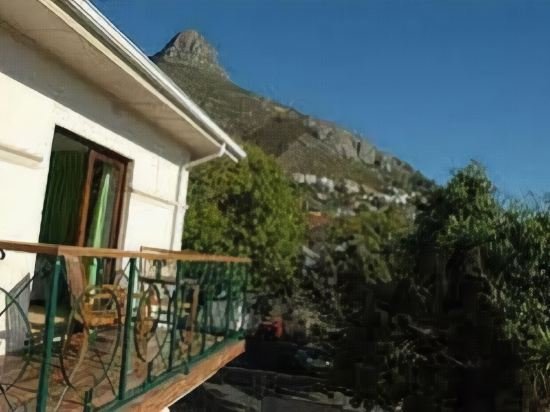 Фото Maartens Guesthouse