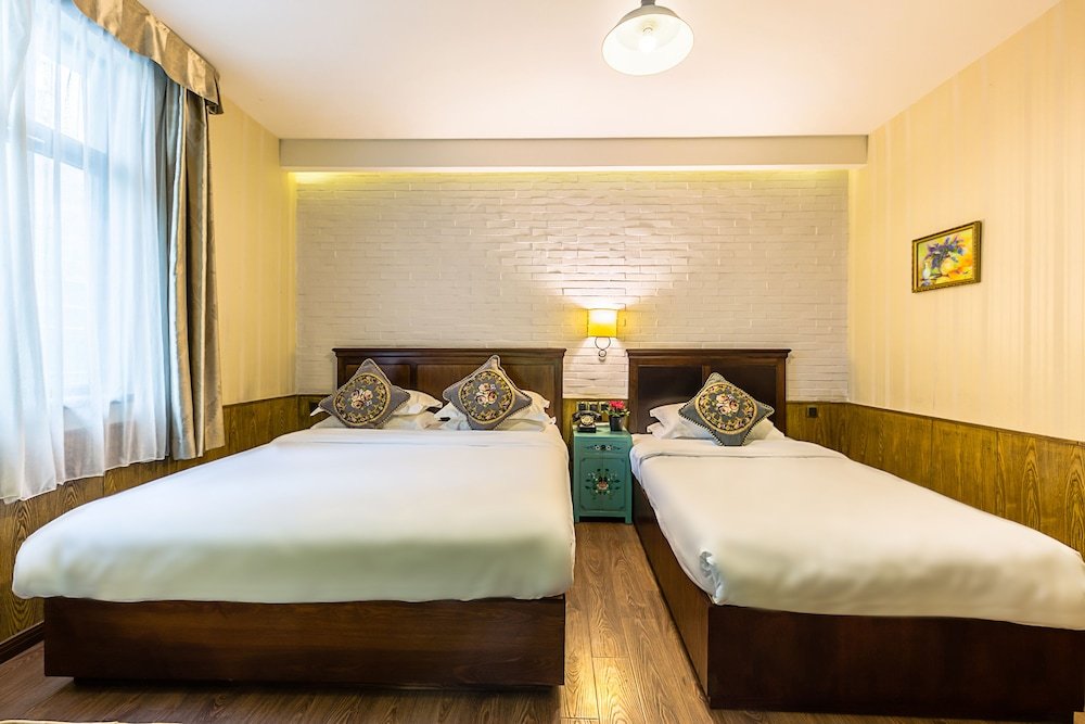 Фото Wuyang Boutique Hotel - Hefang Street