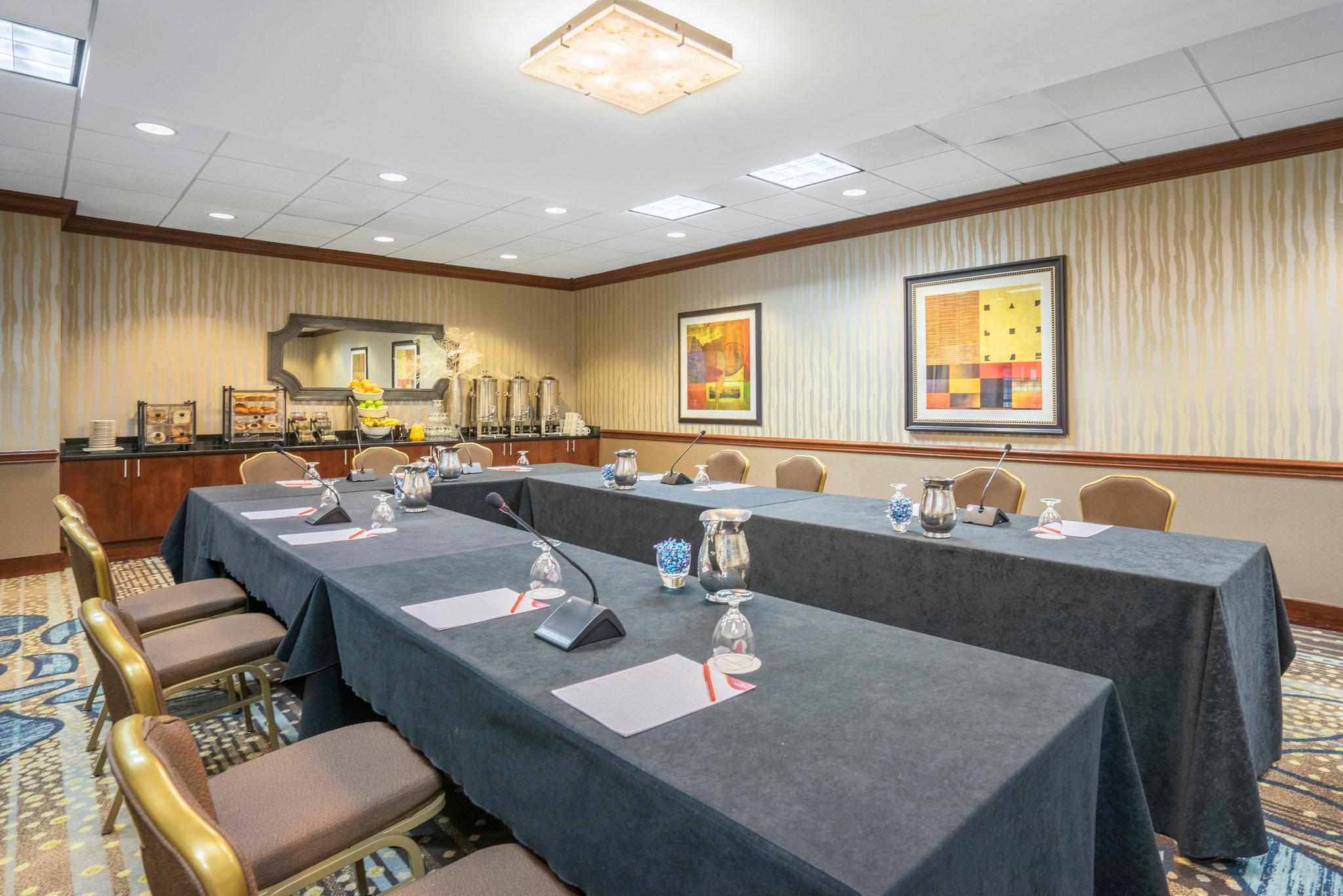 Фото Crowne Plaza Crystal City-Washington, D. C., an Ihg Hotel