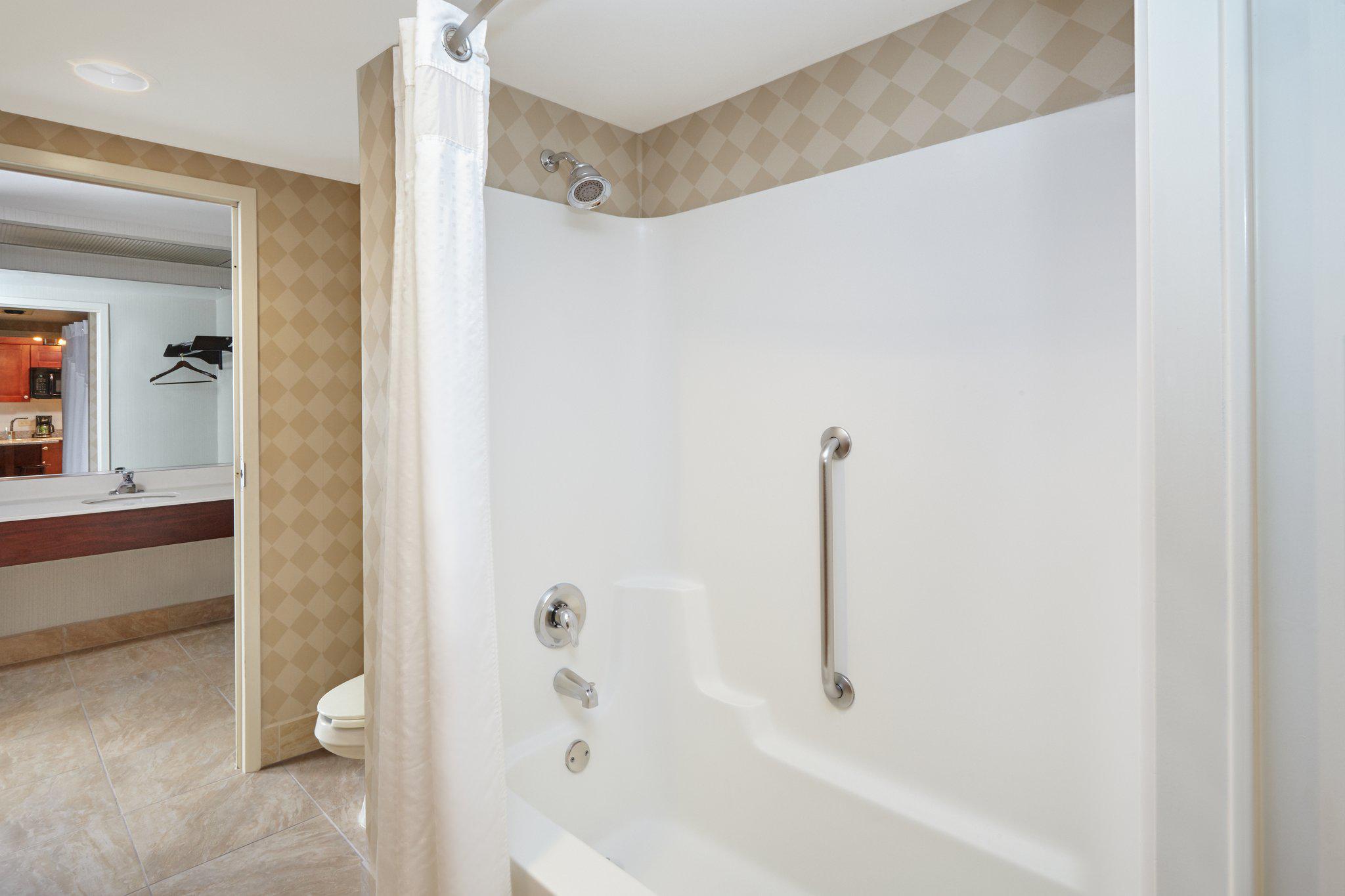 Фото Holiday Inn & Suites Chicago-Carol Stream