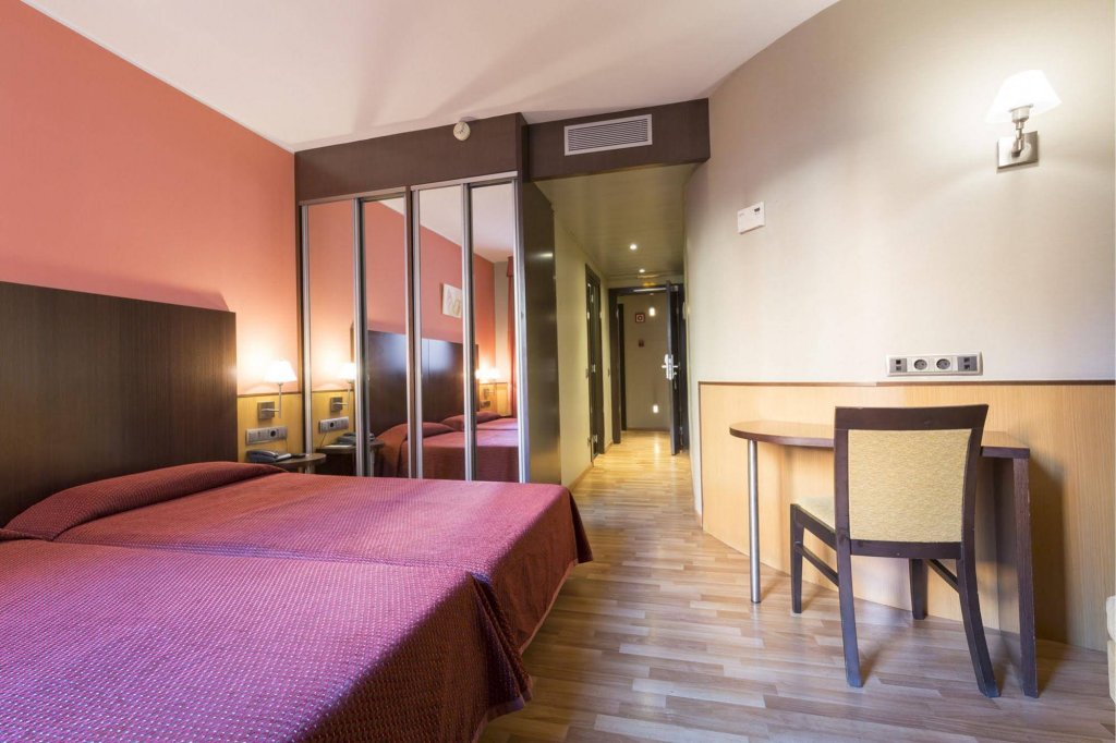 Фото Hotel Ronda Lesseps