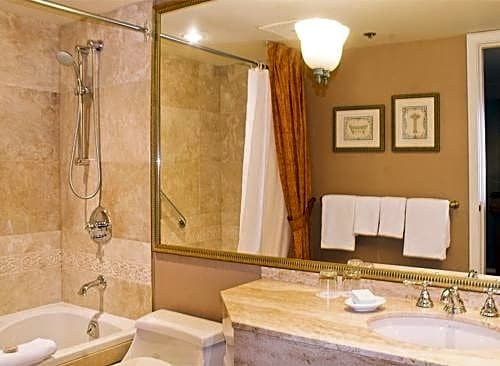 Фото Wedgewood Hotel And SPA