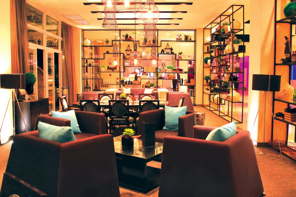 Фото The Oriental Legazpi