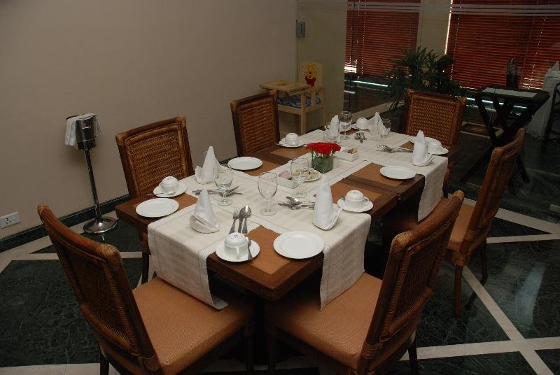 Фото The Lalit Temple View Khajuraho