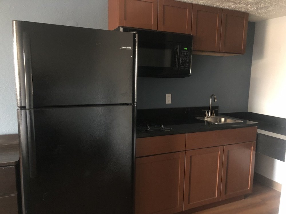 Фото Days Inn by Wyndham Indianapolis South