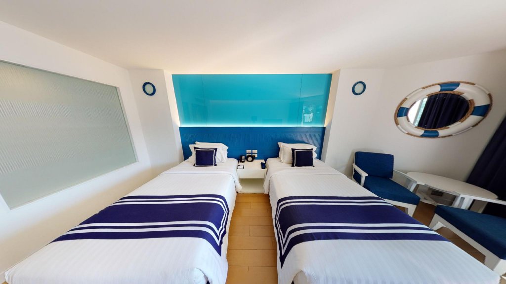 Фото A-One New Wing Hotel