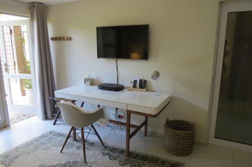 Фото Dunton Guest House