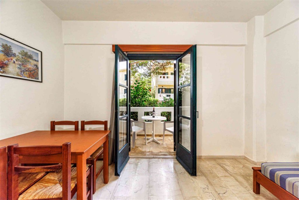 Фото Niros Beach