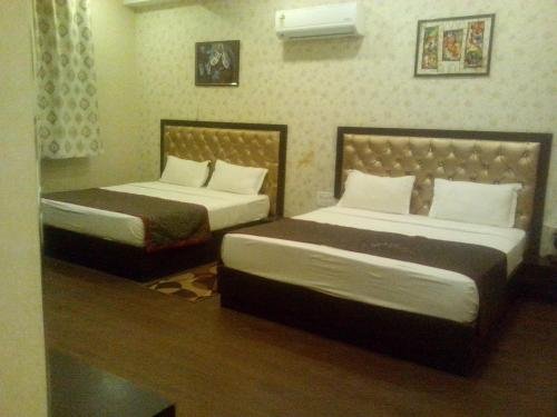 Фото Hotel Krishnam