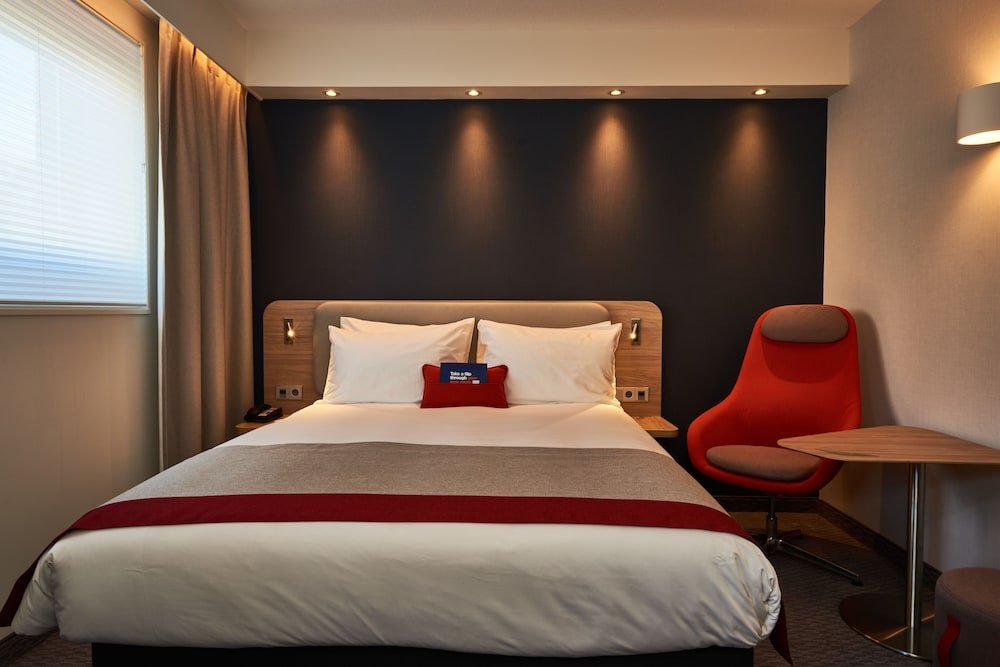 Фото Holiday Inn Express Brussels - Grand-Place, an Ihg Hotel